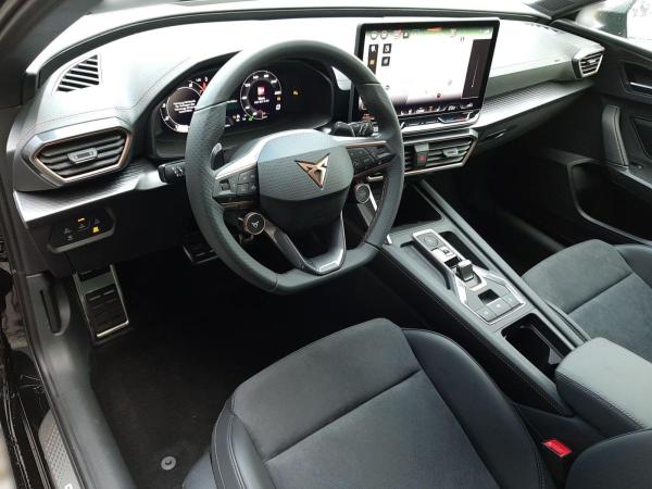 Cupra Leon Sportstourer VZ HYBRID 272PS *AHK*Sennheiser*NAVI*1xSOFORT!