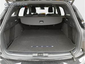 Ford Focus Turnier ST-Line X AHK Ford Focus Turnier ST-Line X AHK