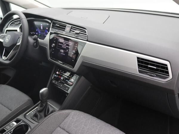 Volkswagen Touran Move 2.0TDI DSG / Navi, 7-Sitze, AHK, RFK