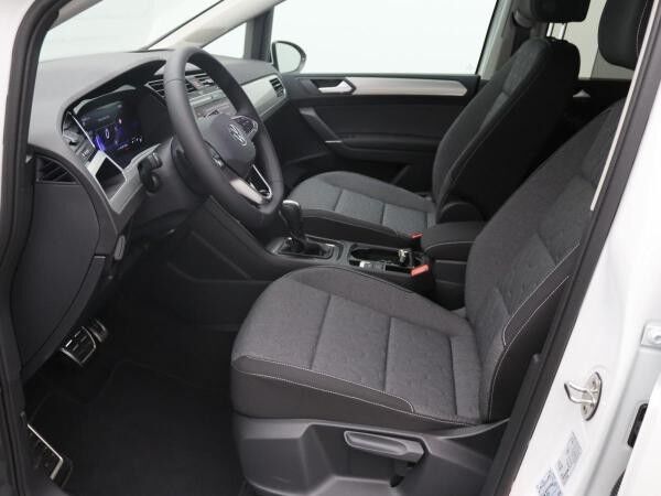 Volkswagen Touran Move 2.0TDI DSG / Navi, 7-Sitze, AHK, RFK