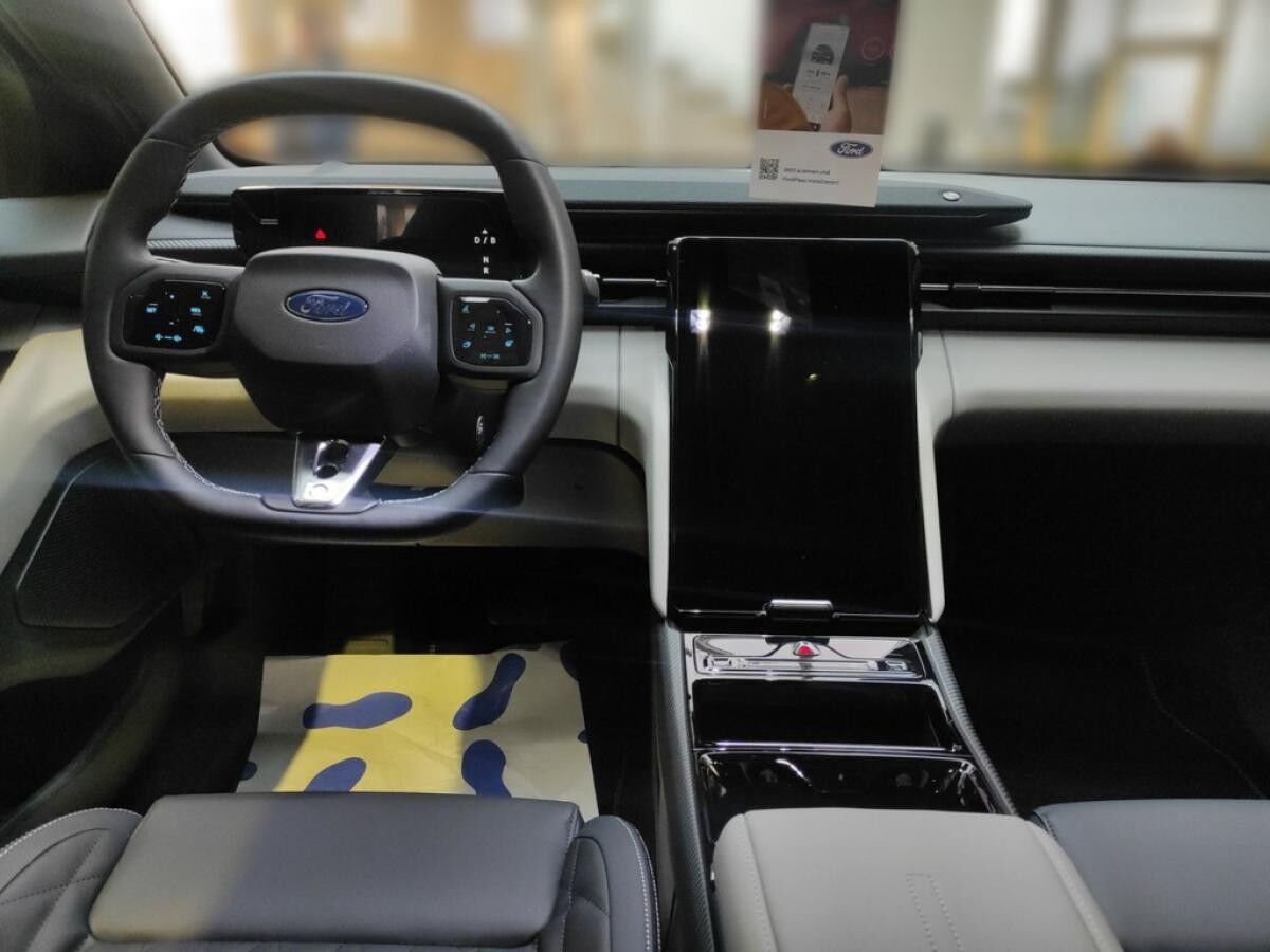 Ford Capri PREMIUM EXT. RANGE RWD *PANO-DACH*  SOFORT VERFÜGBAR