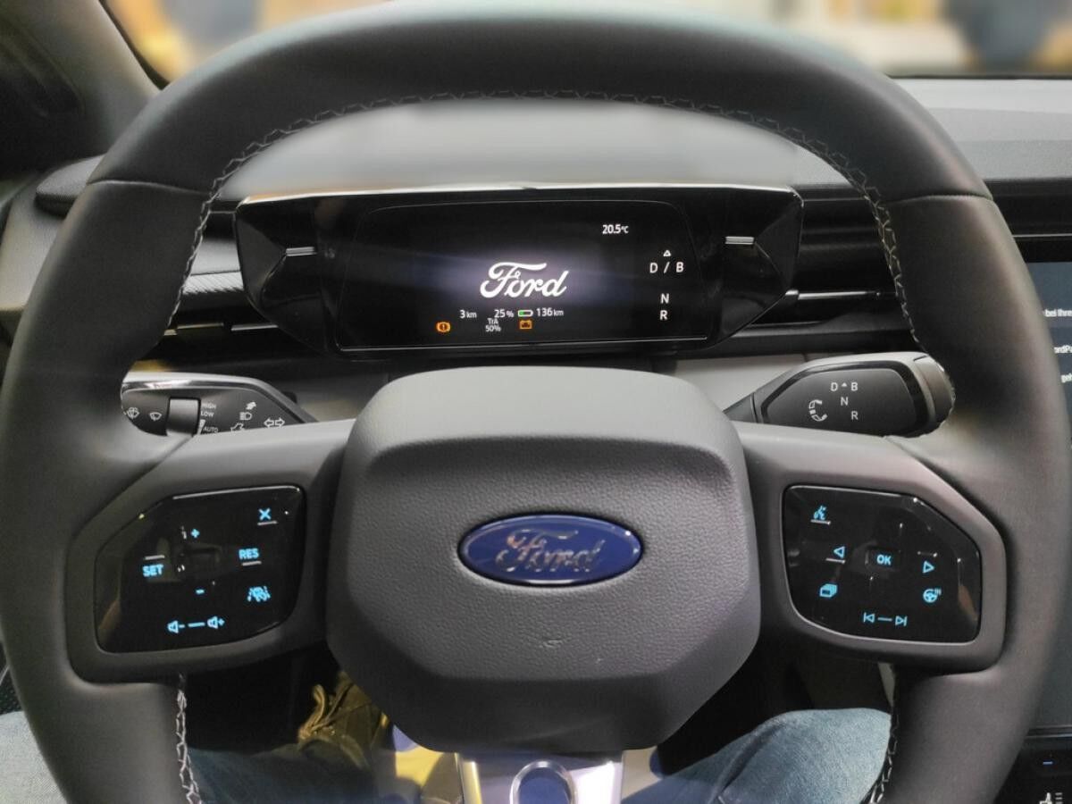 Ford Capri PREMIUM EXT. RANGE RWD *PANO-DACH*  SOFORT VERFÜGBAR