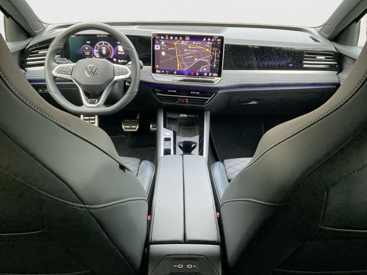 Volkswagen Passat Var. 2.0 TDI DSG R-Line AHK Navi Kamera Volkswagen Passat Var. 2.0 TDI DSG R-Line AHK Navi Kamera