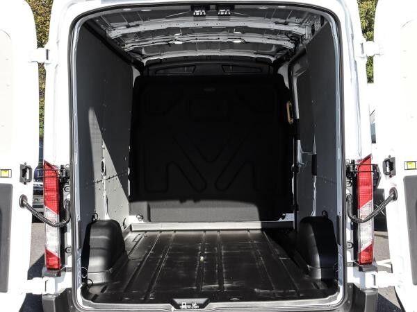 Ford Transit L2H2 Trend 130PS Laderaumschutz Airbag LED
