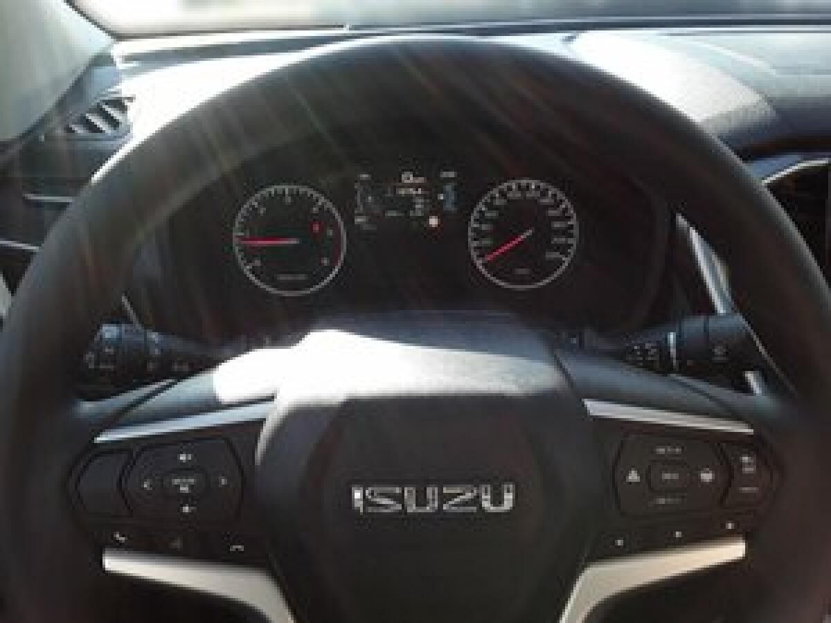 Isuzu D-MAX Double Cab 4WD Autm. LS