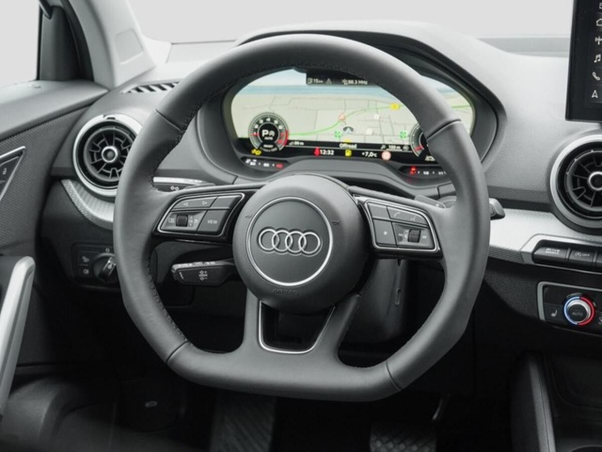 Audi Q2 advanced 35 TFSI S tronic /