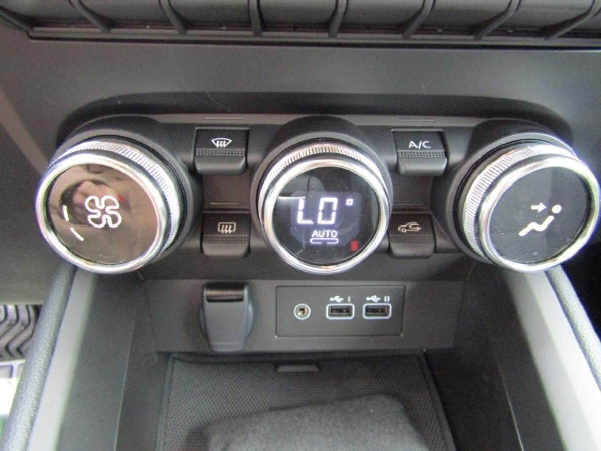 Mitsubishi Colt 1.6 Hybrid PLUS EINPARKHILFE KAMERA SHZ LED