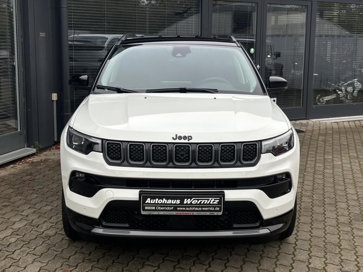 Jeep Compass 1.5 E-Hybrid Summit Automatik *LEDER*LED*SHZ*PDC*ACC*360Grad*19Zoll*Sofort