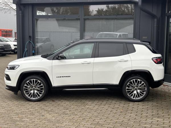 Jeep Compass 1.5 Hybrid Summit Automatik *LEDER*LED*SHZ*PDC*ACC*360Grad*19Zoll*Sofort
