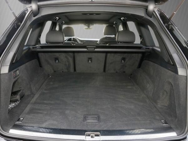 Audi Q7 50 TDI S line Matrix Panorama AHK Leder ACC