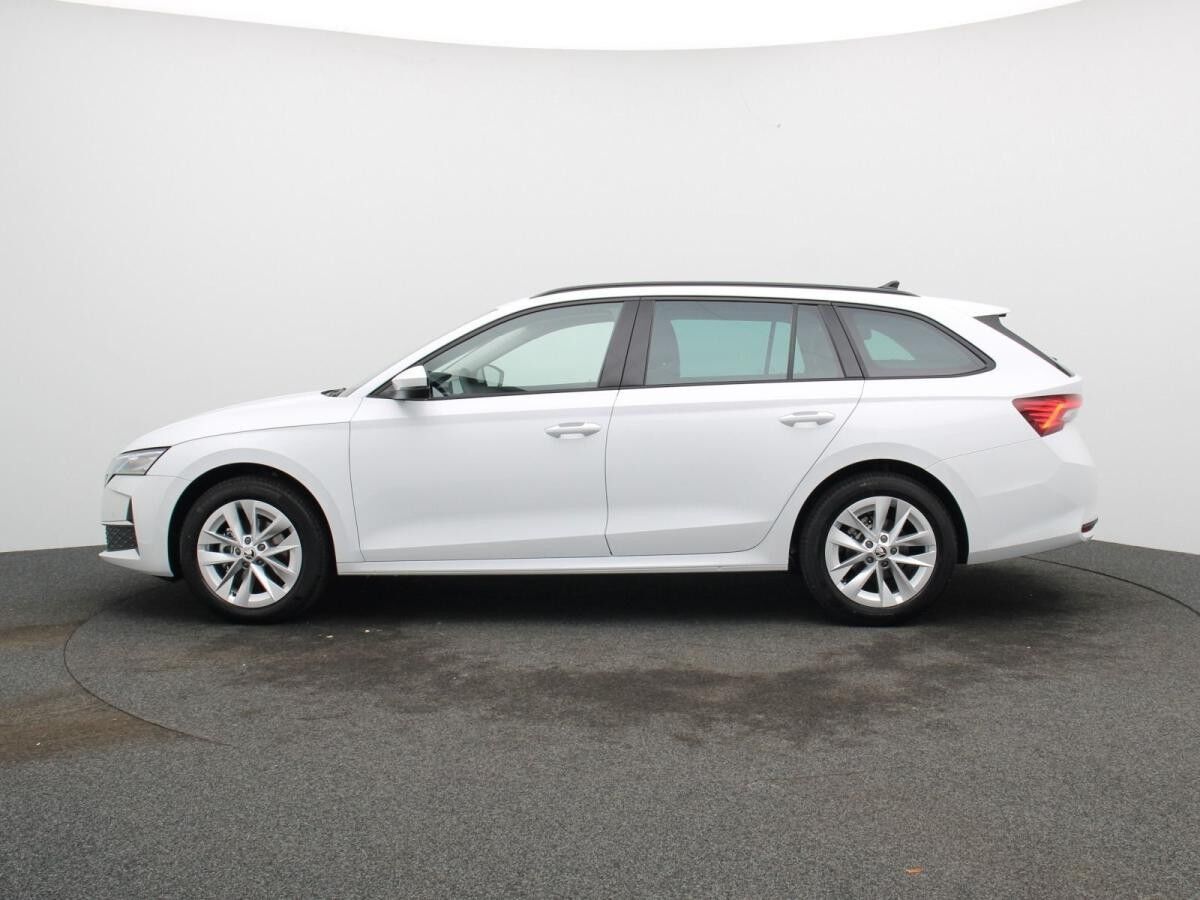 Skoda Octavia Selection 1.5TSI DSG / Navi, Matrix, RFK