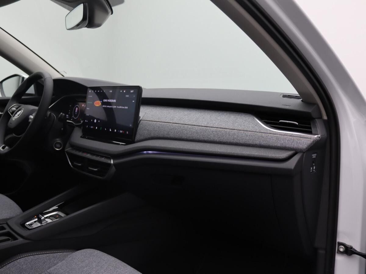 Skoda Octavia Selection 1.5TSI DSG / Navi, Matrix, RFK