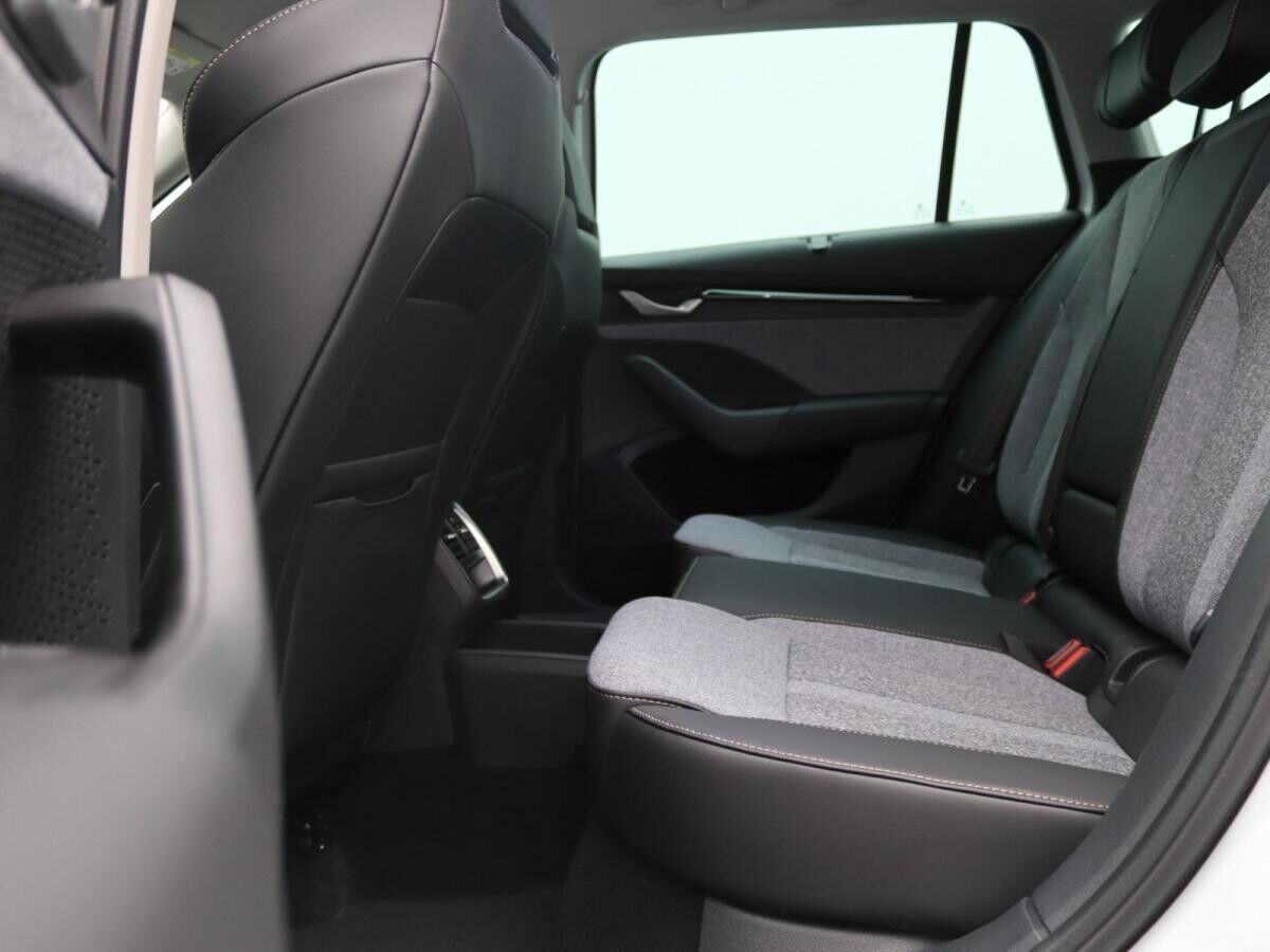 Skoda Octavia Selection 1.5TSI DSG / Navi, Matrix, RFK