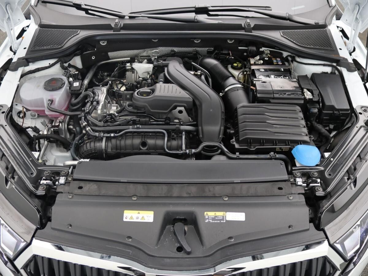 Skoda Octavia Selection 1.5TSI DSG / Navi, Matrix, RFK