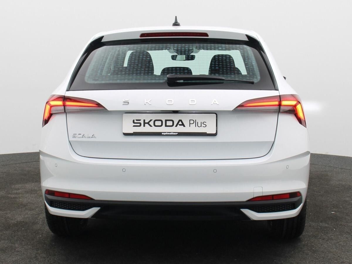 Skoda Scala Drive 1.0 TSI DSG / Navi, Matrix, AHK, RFK