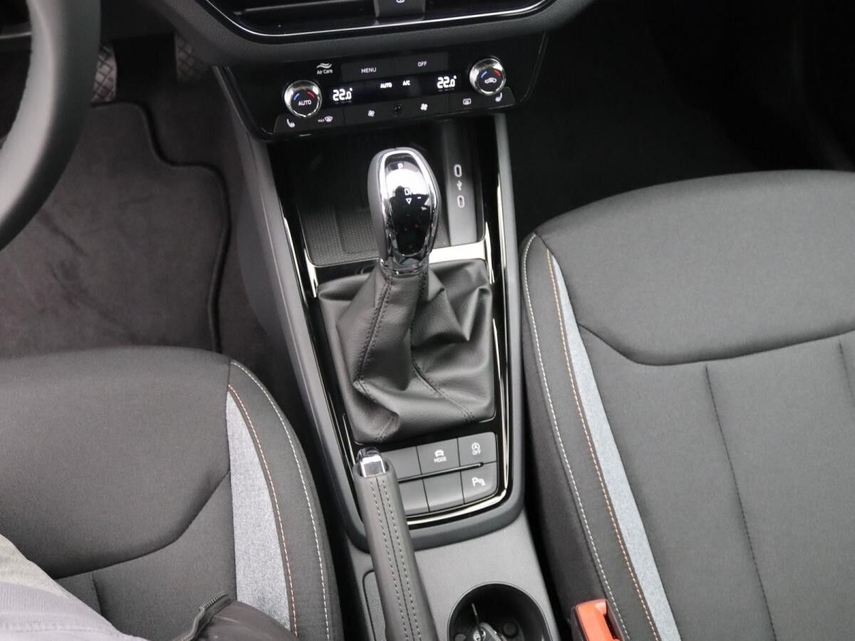 Skoda Scala Drive 1.0 TSI DSG / Navi, Matrix, AHK, RFK