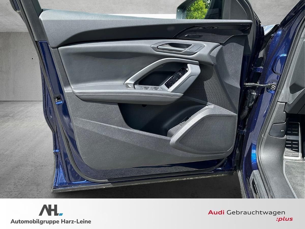 Audi Q5 SUV TDI neues Modell, Luftfahrwerk, edition one, LED