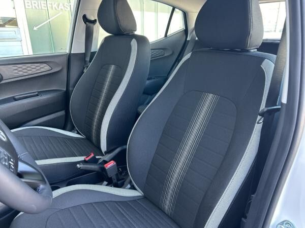 Hyundai i10 Select , 1.0 Ltr. 46 KW/ 63 PS, 5-Gang, Kurzzulassung, sofort verfügbar