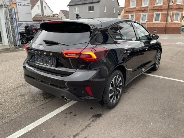 Ford Focus Titanium Edition 125 PS * Sofort Verfügbar *