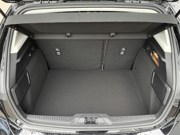 Ford Focus Titanium Edition 125 PS * Sofort Verfügbar *