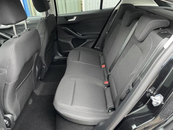 Ford Focus Titanium Edition 125 PS * Sofort Verfügbar *