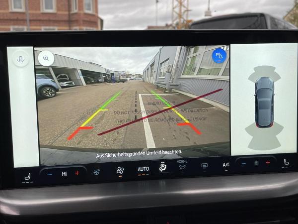 Ford Focus Titanium Edition 125 PS * Sofort Verfügbar *