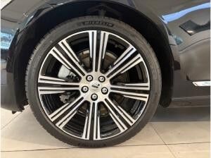 Volvo V90 B4 Plus Bright StandHz 360 Grad ACC BLIS H&K