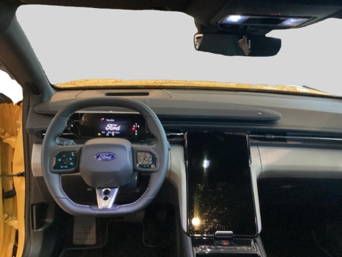 Ford Capri PREMIUM NAVI / AHK / WÄRMEPUMPE / P-DACH / ACC