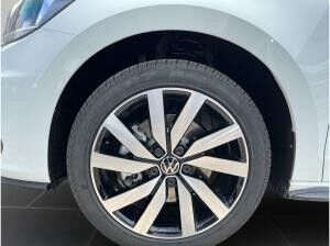 Volkswagen Touran 2.0 TDI *MOVE* DSG Navi AHK RFK ACC SHZ Volkswagen Touran 2.0 TDI *MOVE* DSG Navi AHK RFK ACC SHZ