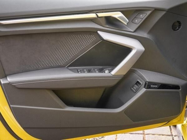 Audi S3 Sportback quattro Matrix, Pano, Navi, Carbon