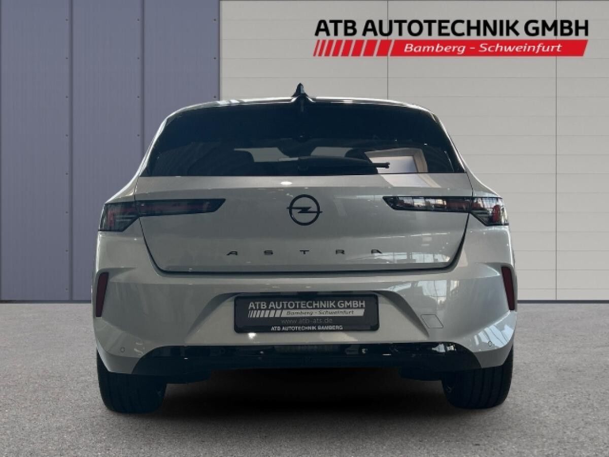 Opel Astra Ultimate befr. Sonderangebot!! HUD Panorama Navi sofort verfügbar!