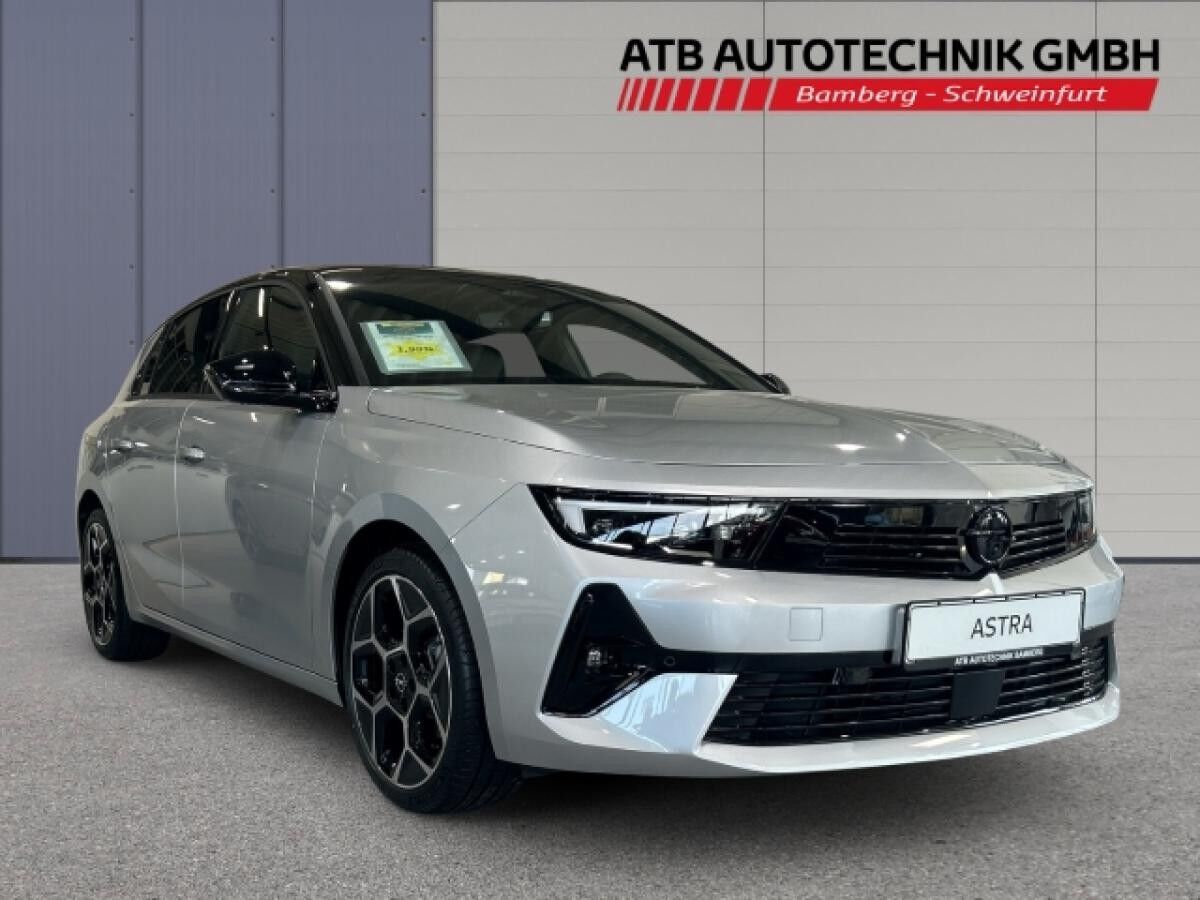 Opel Astra Ultimate befr. Sonderangebot!! HUD Panorama Navi sofort verfügbar!