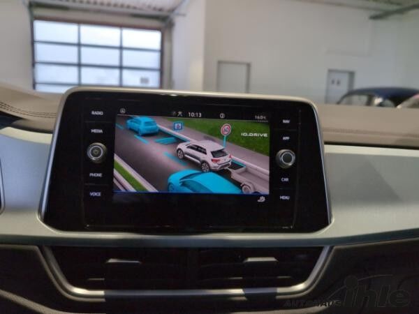 Volkswagen T-Roc 2,0 TDI DSG Goal KEYLESS+R-KAMERA+AHK+ACC