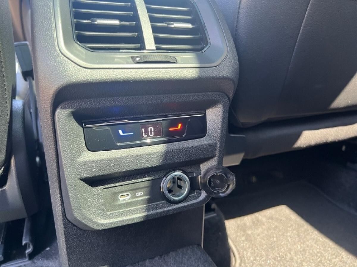 Volkswagen Tiguan Allspace 2.0 TDI Life DSG Navi AHK Kamera