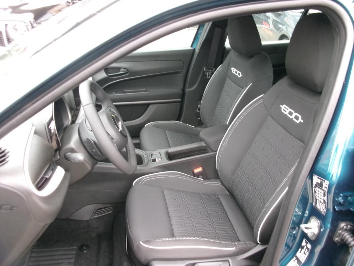 Fiat 600 1.2 Special Edition 110PS Automatik 🎉 LED ACC NAVI SHZ PDC MFL 💥Sofort verfügbar!