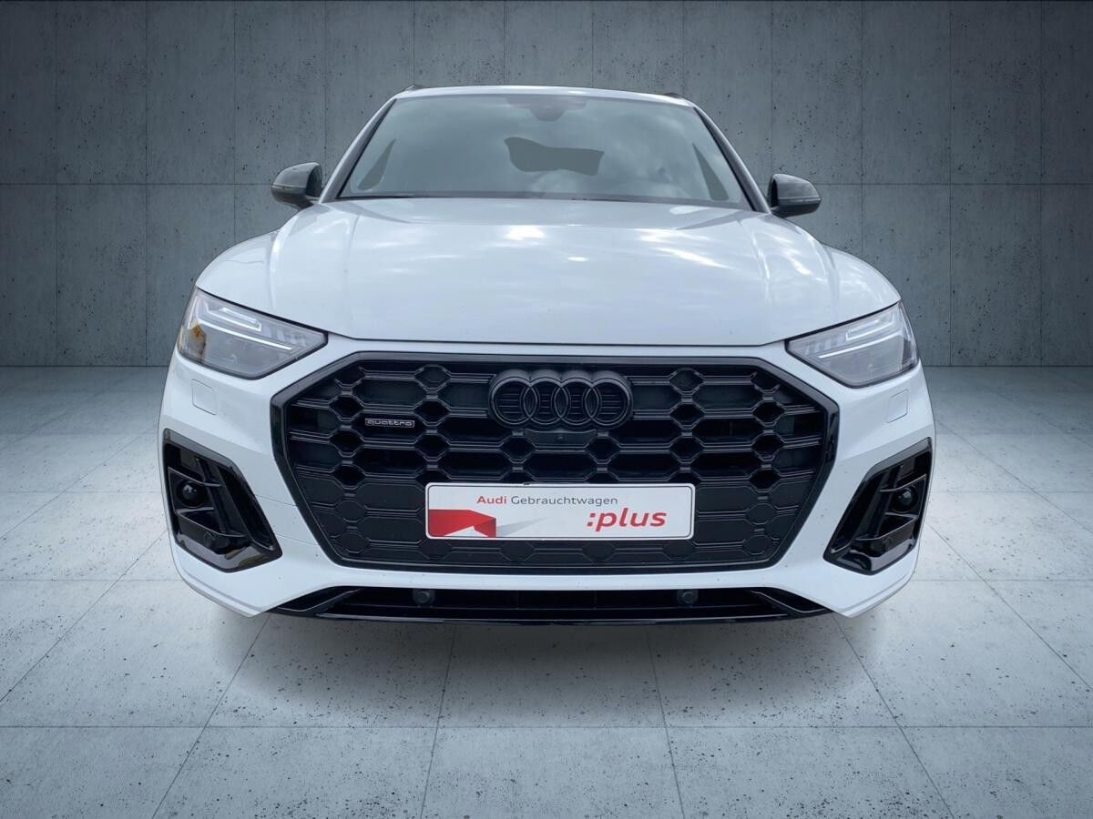 Audi Q5 S line business 40 TDI qu S tr. PANO HUD AHK