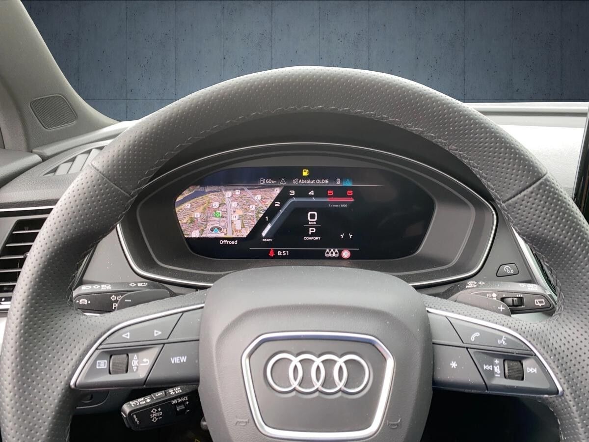 Audi Q5 S line business 40 TDI qu S tr. PANO HUD AHK