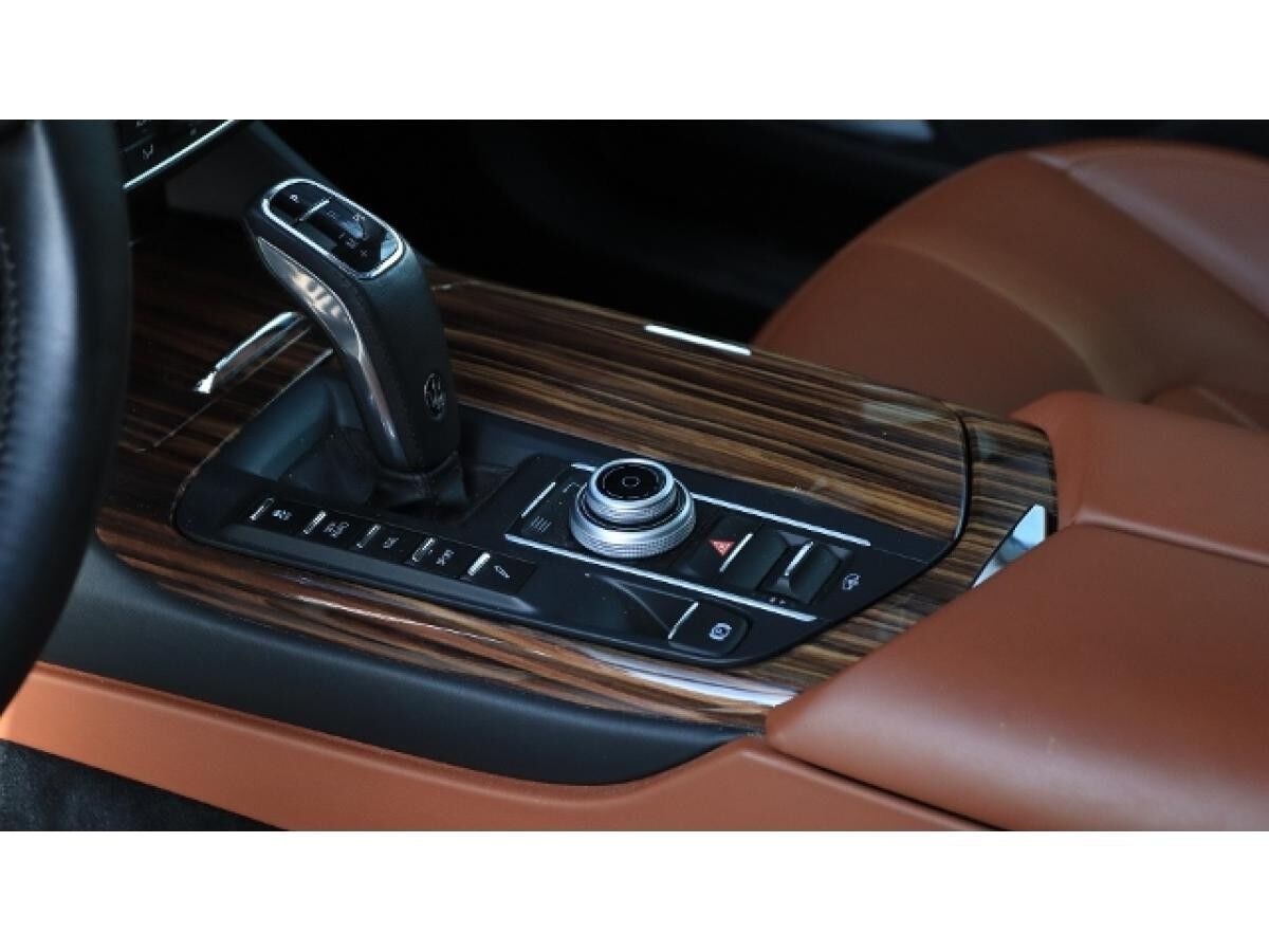 Maserati Levante / Q4 GranLusso MY 19 // Matrixlicht