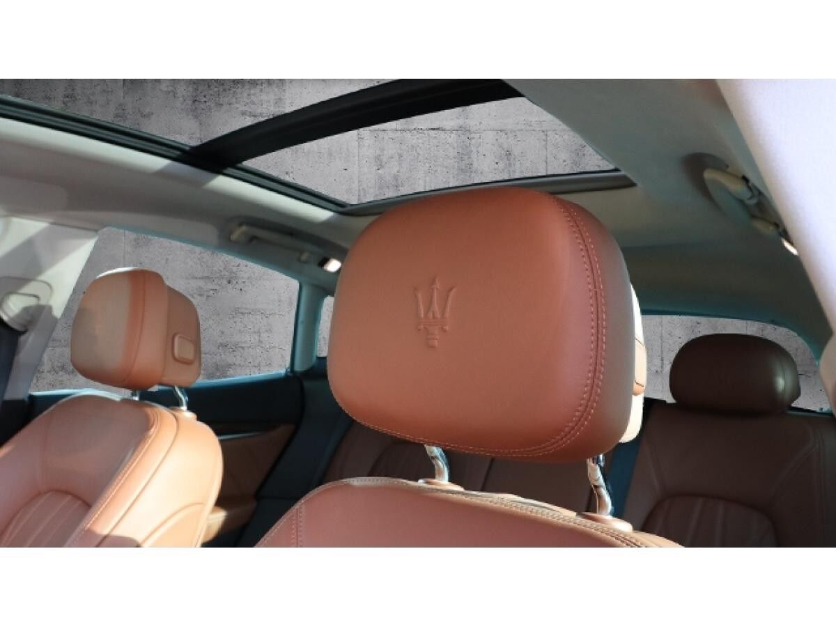 Maserati Levante / Q4 GranLusso MY 19 // Matrixlicht