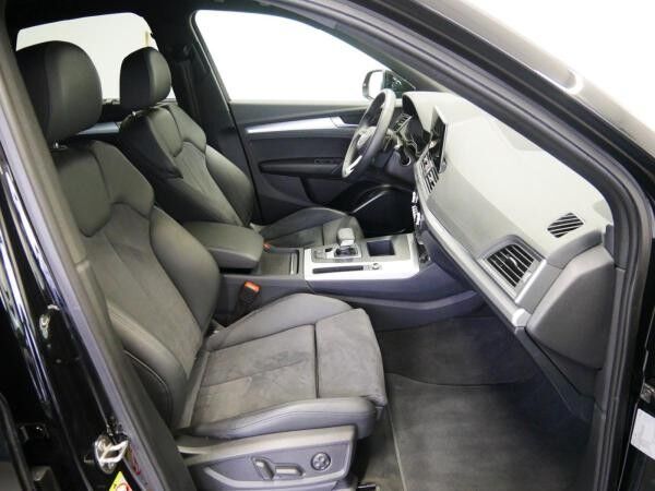 Audi Q5 Sportback 40 TFSI quattro S line S tro. LED AHK PANO