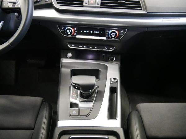 Audi Q5 Sportback 40 TFSI quattro S line S tro. LED AHK PANO