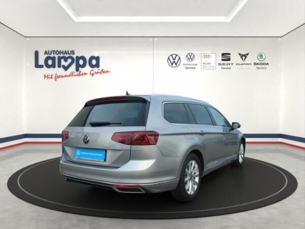 Volkswagen Passat Variant Elegance 2.0 TDI DSG AHK,NAV,RFK,Matrix-LED