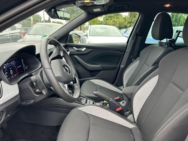 Skoda Kamiq SELECTION 1.5 TSI Klima+PDC+DAB+USB