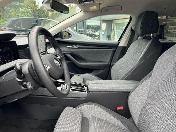 Skoda Superb Combi SELECTION 1.5 TSI e-TEC (150