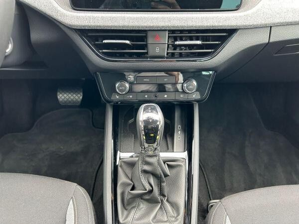 Skoda Kamiq SELECTION 1.5 TSI Klima+PDC+DAB+USB
