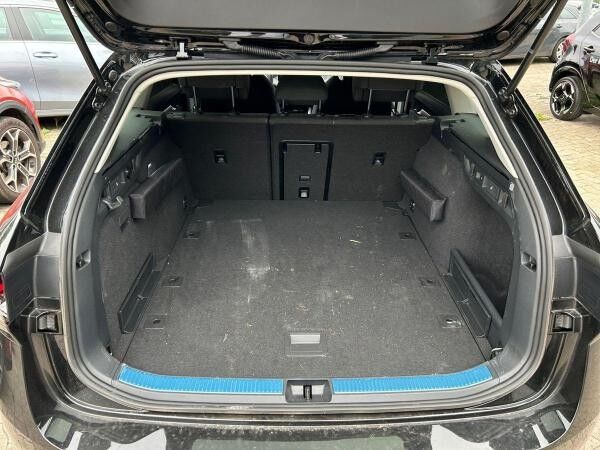 Skoda Superb Combi SELECTION 1.5 TSI e-TEC (150