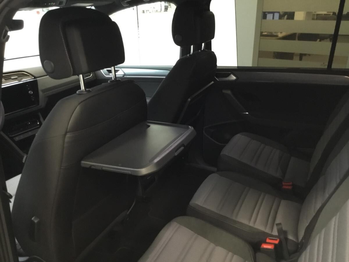 Volkswagen Touran Highline R-Line *SOFORT VERFÜGBAR!* 2,0 l TDI SCR 110 kW (150 PS) 7-Gang-Doppelkupplungsgetri Volkswagen Touran Highline R-Line *SOFORT VERFÜGBAR!* 2,0 l TDI SCR 110 kW (150 PS) 7-Gang-Doppelkupplungsgetri