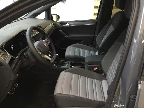Volkswagen Touran Highline R-Line *GEWERBE-LEASING!*SOFORT VERFÜGBAR!* 2,0 l TDI SCR 110 kW (150 PS) 7-Gang-Doppelkupp