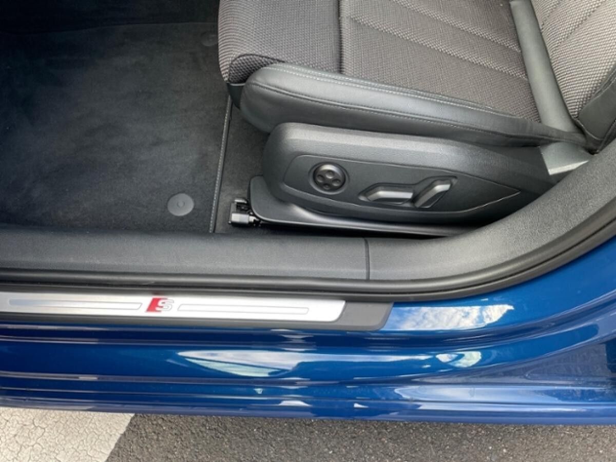 Audi A4 Avant 35 TFSI S line KLIMA LED NAVI LEDER