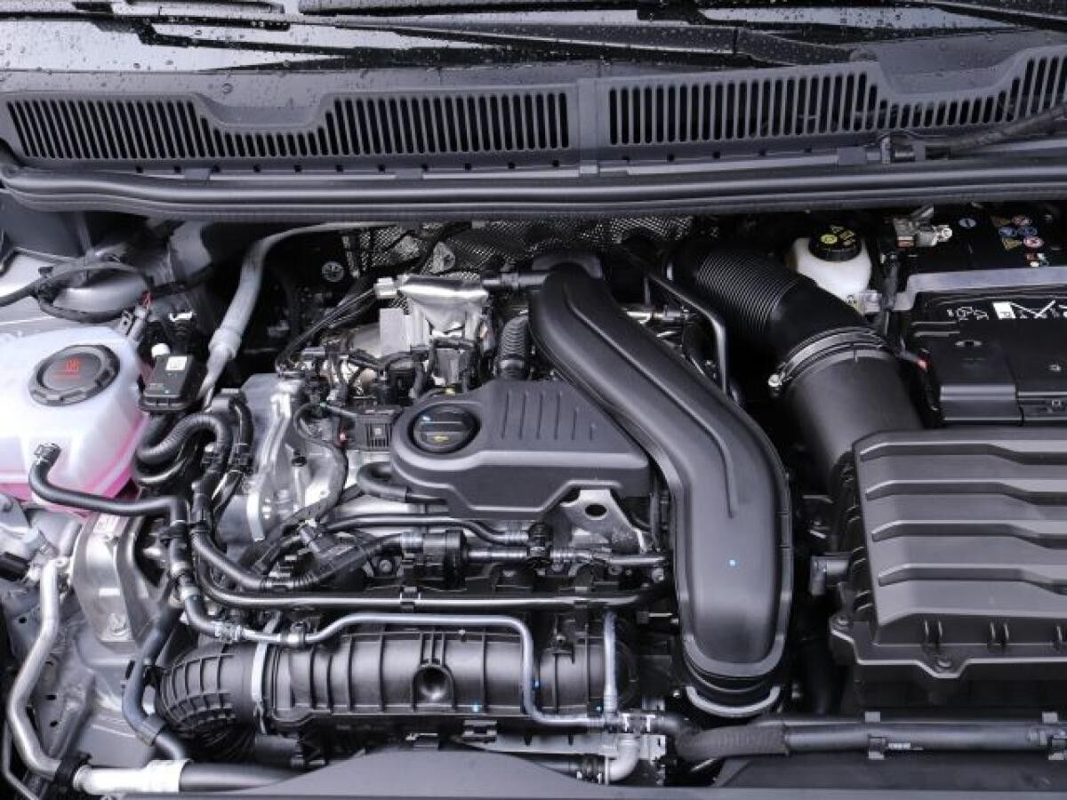 Volkswagen Caddy Maxi Style 1.5 TSI DSG CarPlay ACC LED PDC Volkswagen Caddy Maxi Style 1.5 TSI DSG CarPlay ACC LED PDC